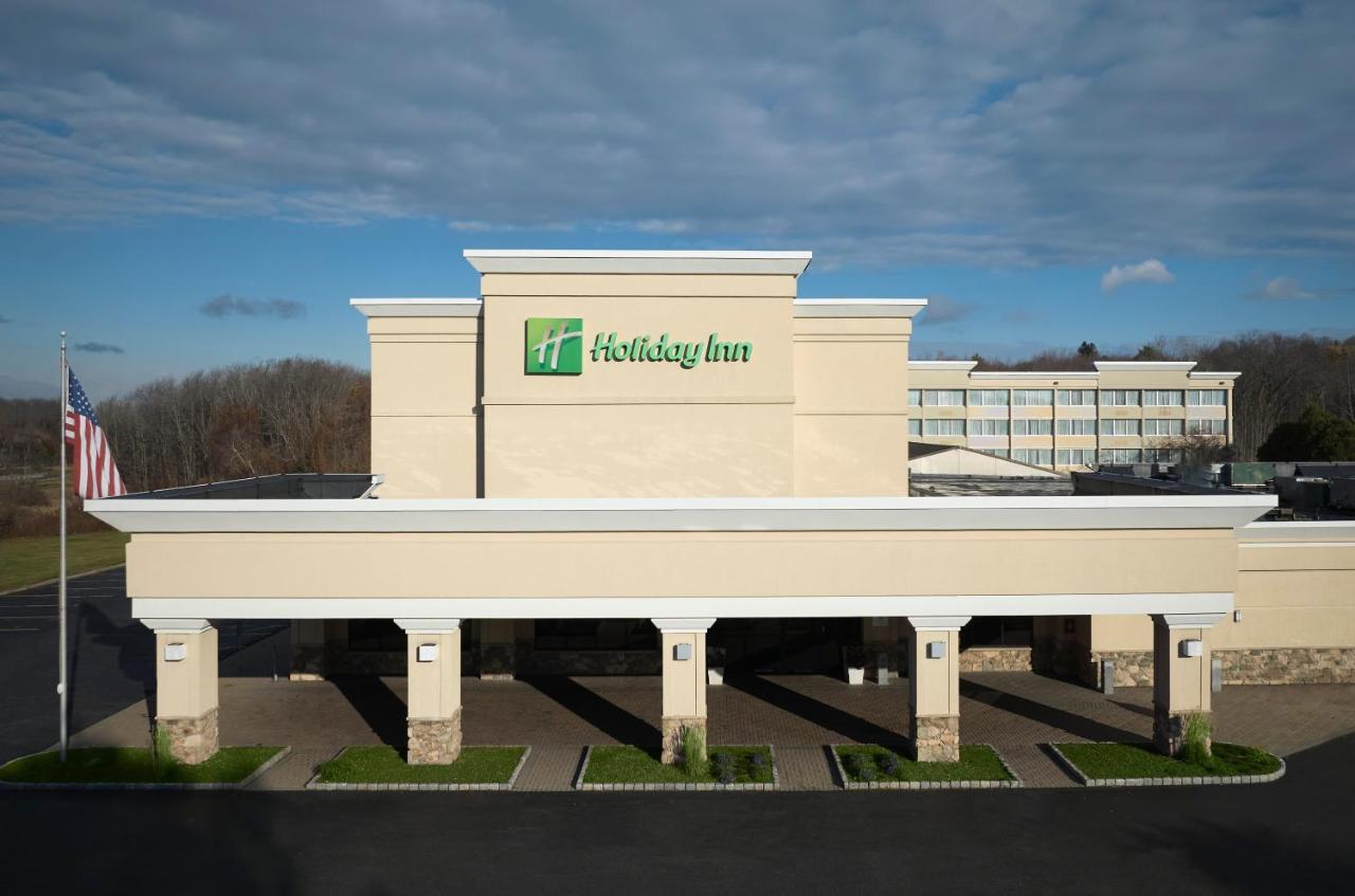 Holiday Inn & Suites Marlborough, An Ihg Hotel Exterior photo