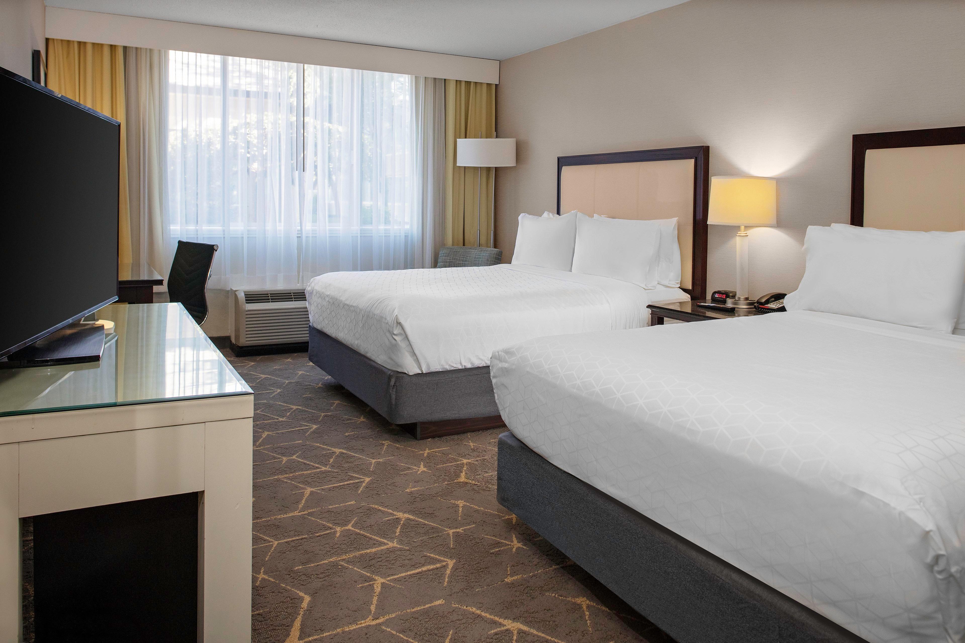 Holiday Inn & Suites Marlborough, An Ihg Hotel Exterior photo